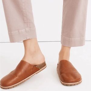 Stylish clogs